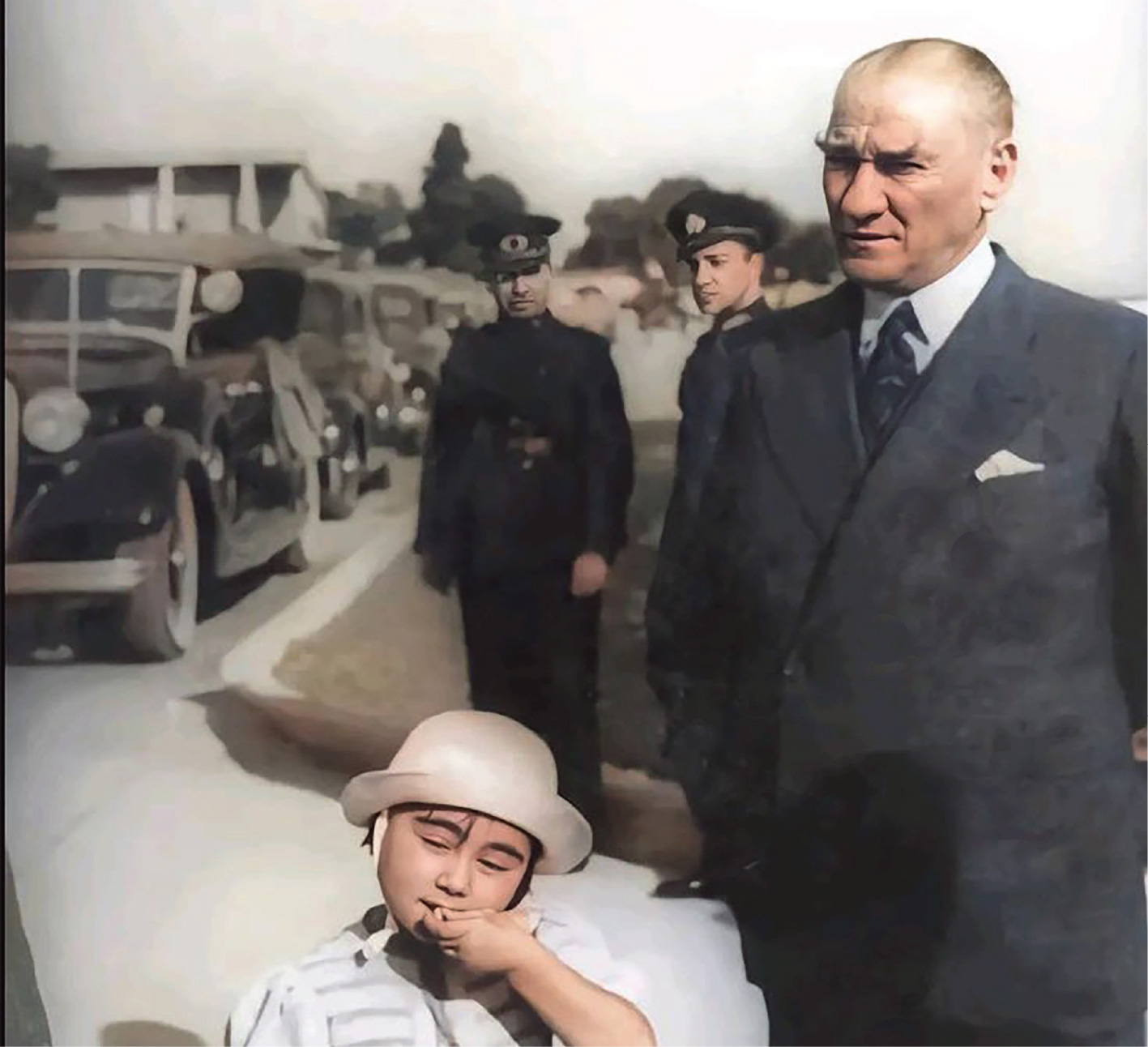 ATATÜRK VE GELECEK NESİLLER