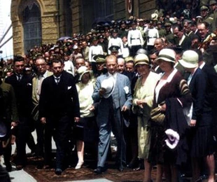 DÜNYA BASININDA ATATÜRK